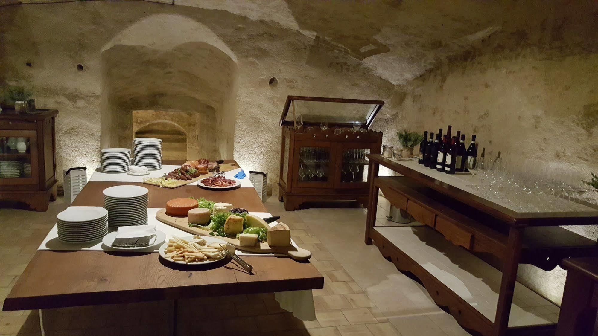Masseria Fortificata San Francesco Matera Eksteriør billede